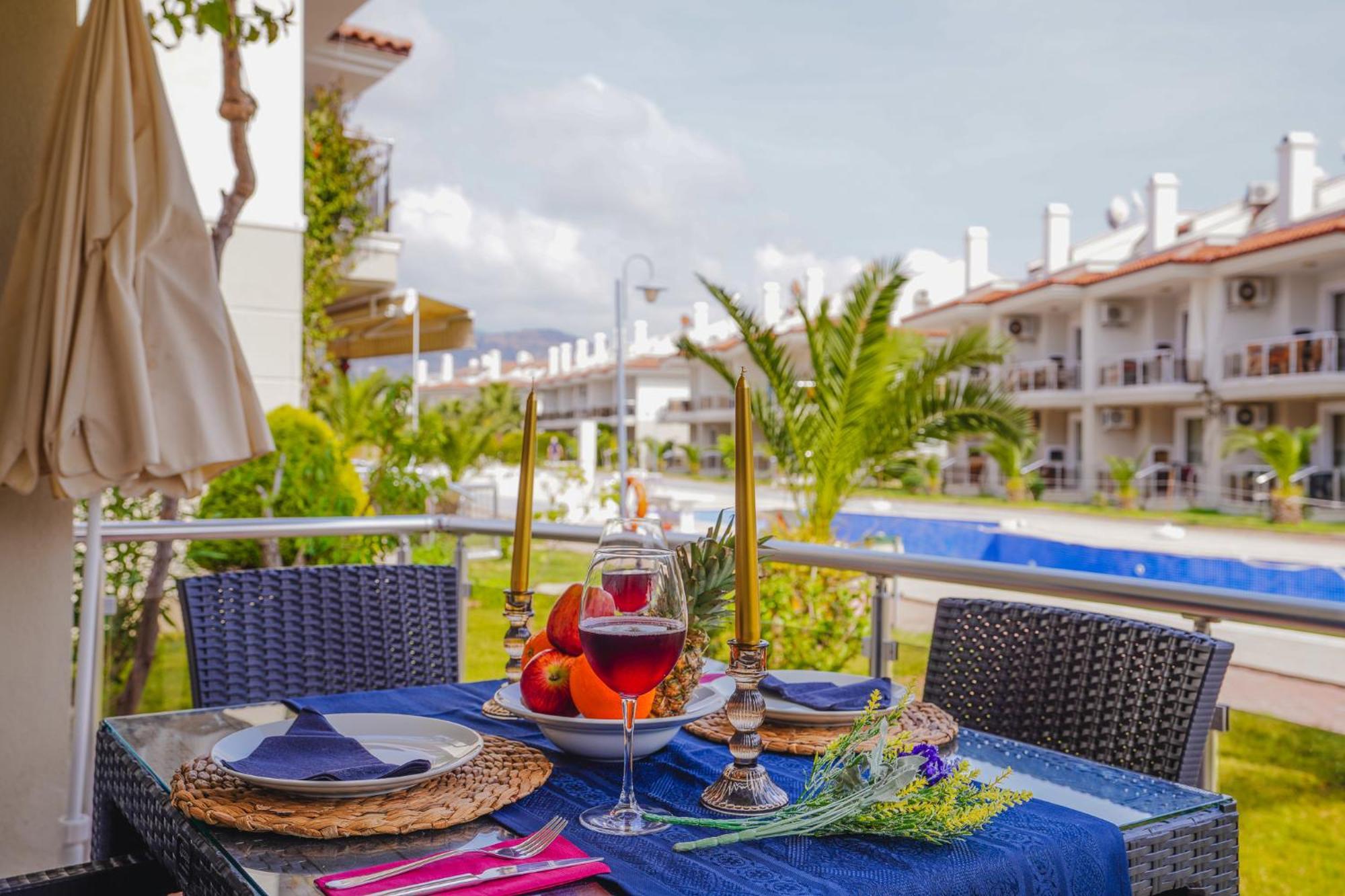 Sunset Beach Villas And Apartments Fethiye Exterior foto